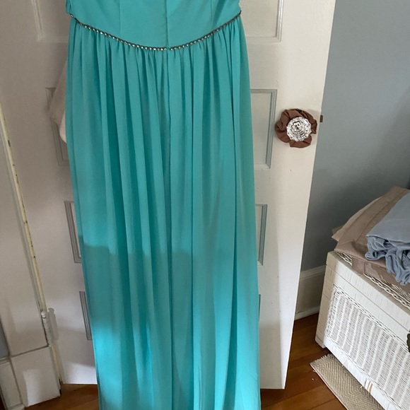 Minuet L Strapless Turquoise Gown - Picture 6 of 6